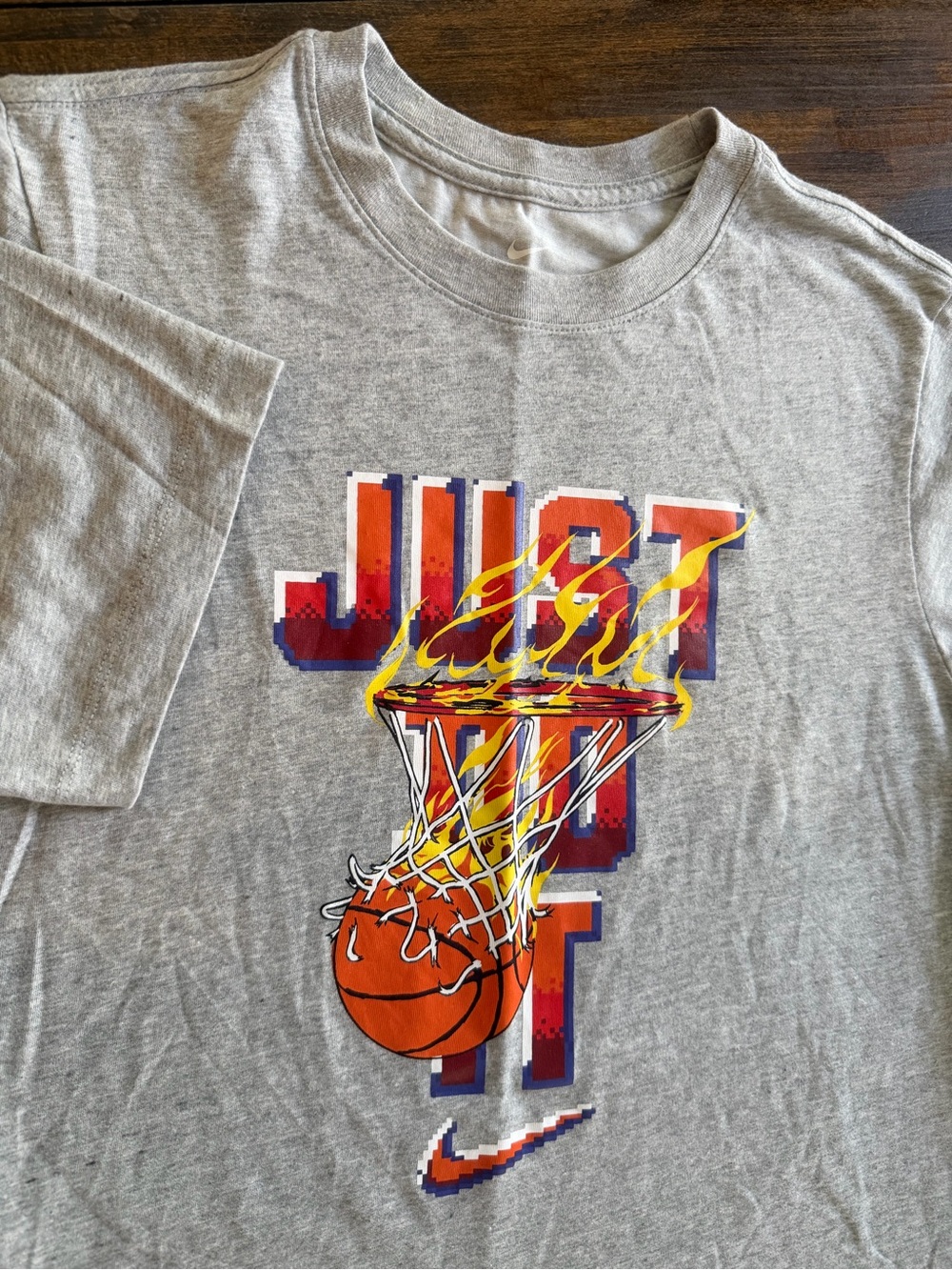 Nike Dri-Fit Just Do It  Basketball Hoop Flames Graphic T-shirt Mens Medium Gray